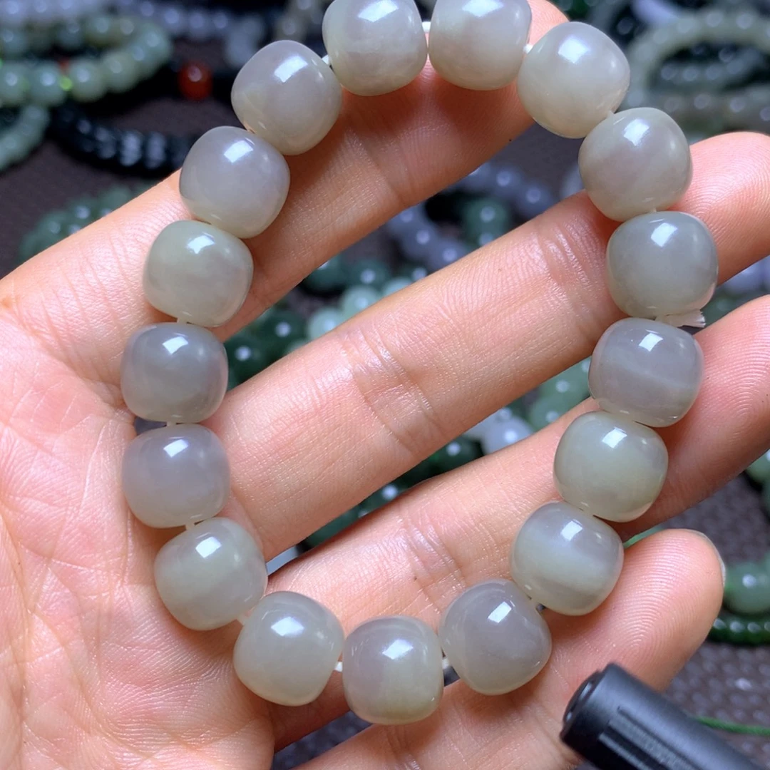 和田玉未镶嵌手串12