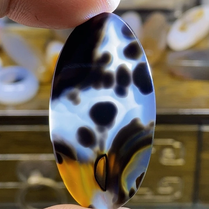 未镶嵌颈饰玛瑙/玉髓