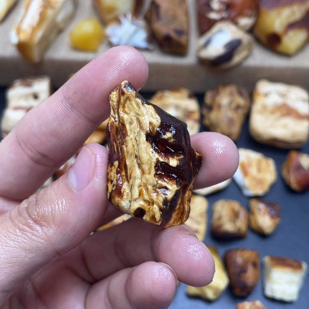 定制琥珀未镶嵌愿***平定制