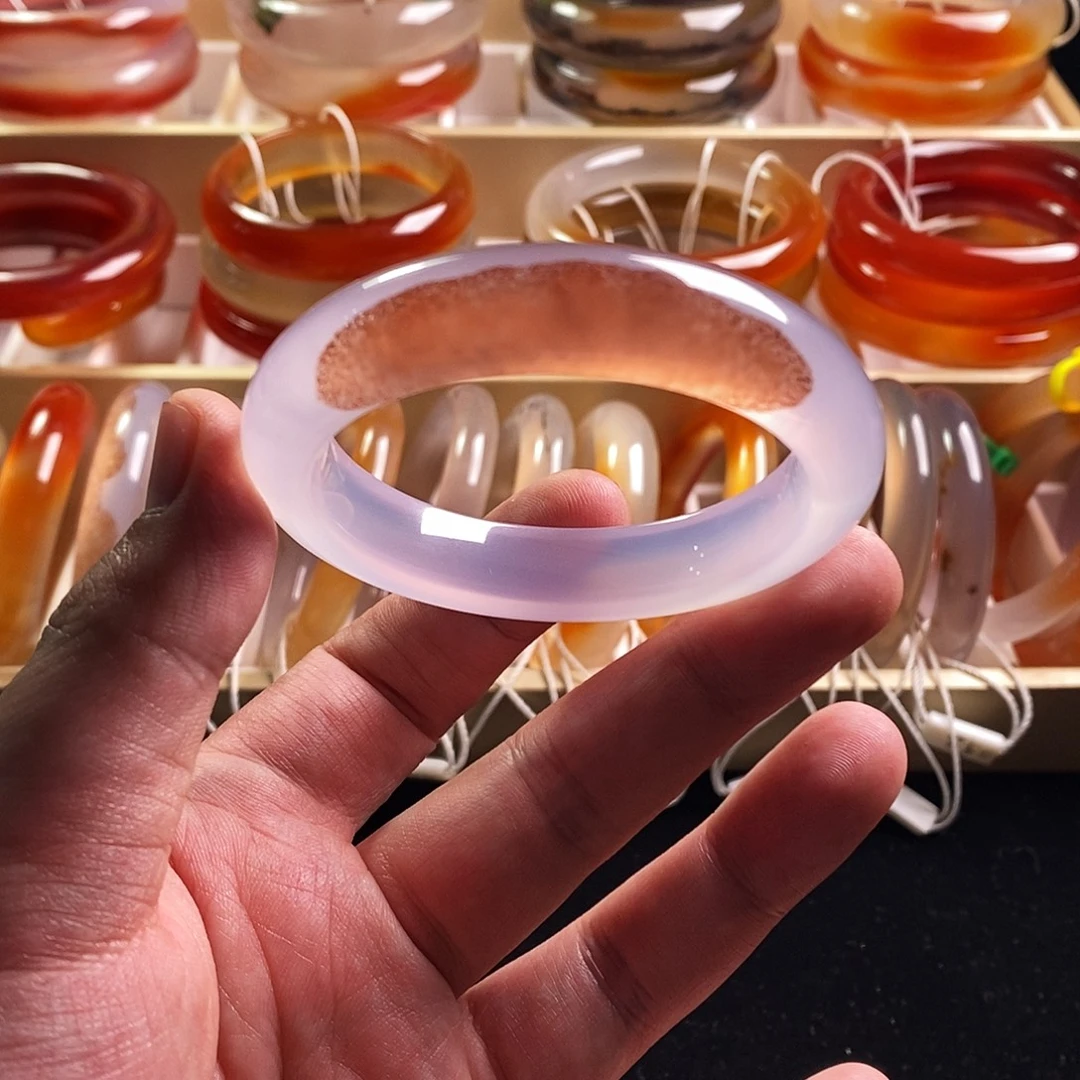 玛瑙/玉髓未镶嵌手镯