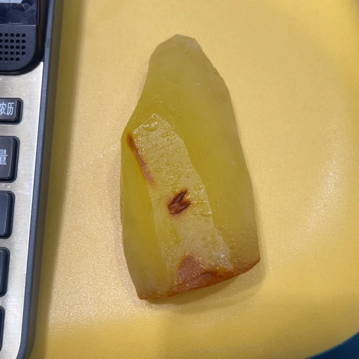 振***）定制蜜蜡未镶嵌裸石