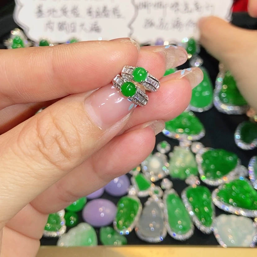 【闪购商品】未镶嵌翡翠耳饰