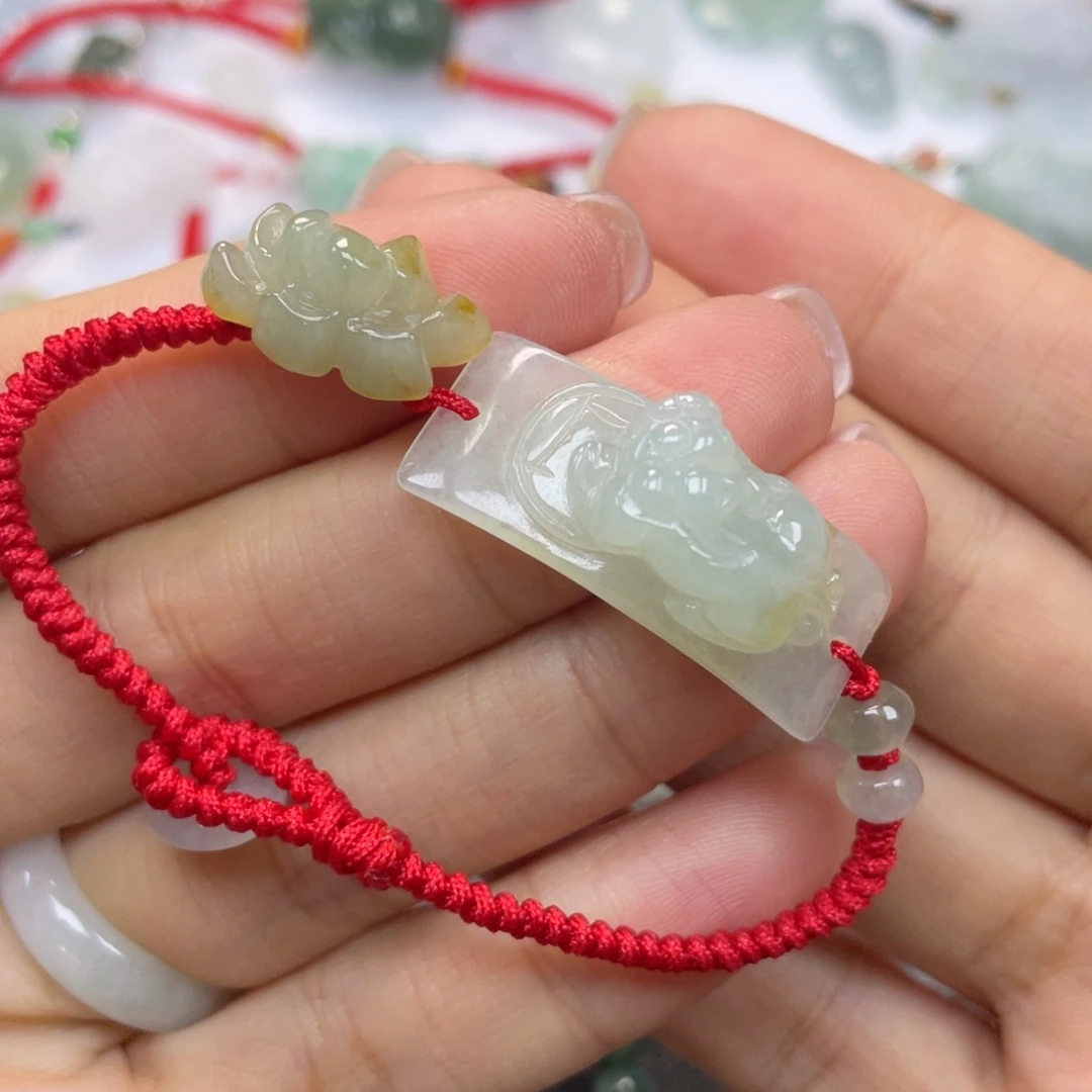翡翠手绳未镶嵌589999999999