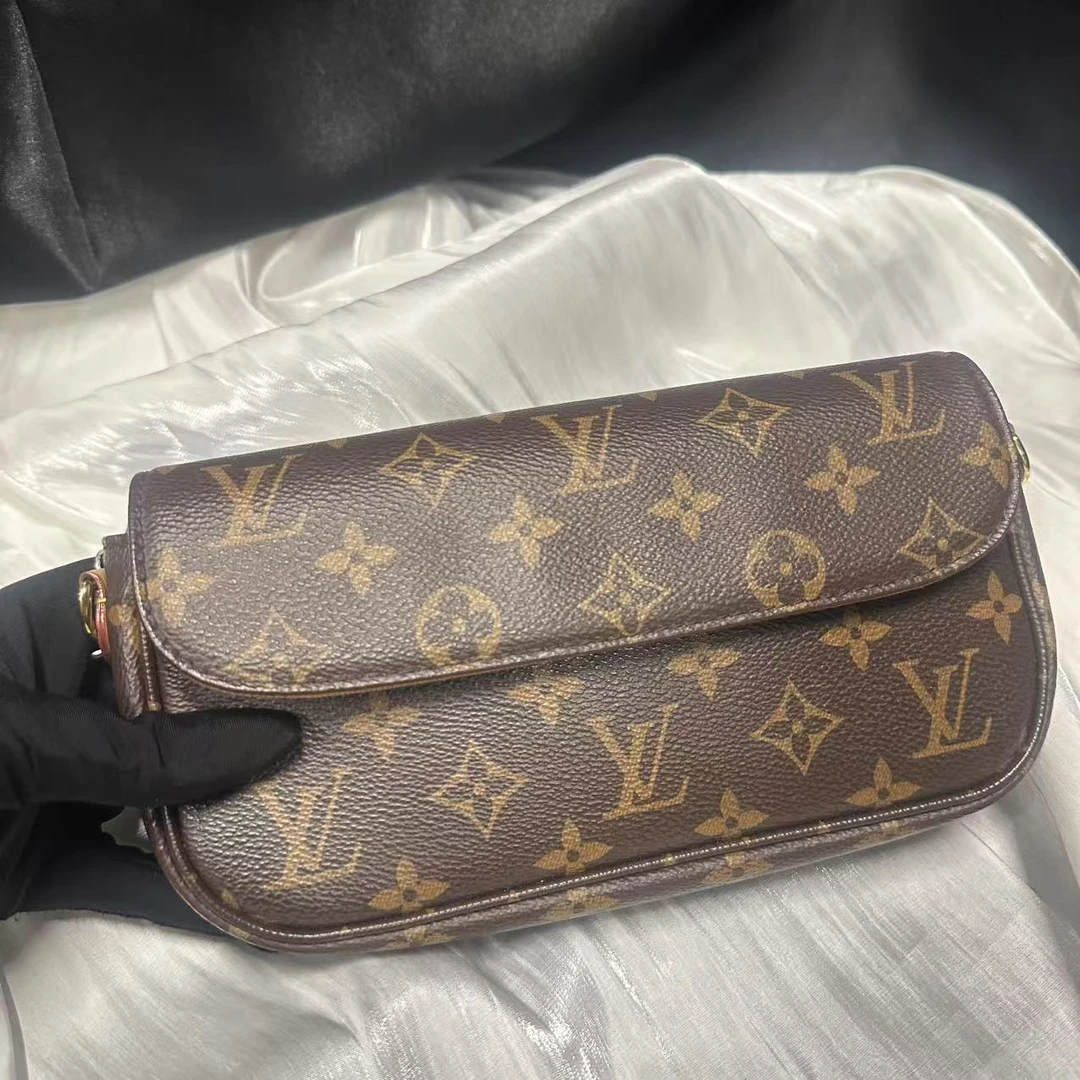 95新 LV 伦老板/95新/Lv老花ivy