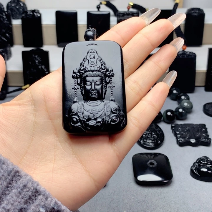 和田玉（墨玉）挂件未镶嵌有毛孔和棉介意慎拍