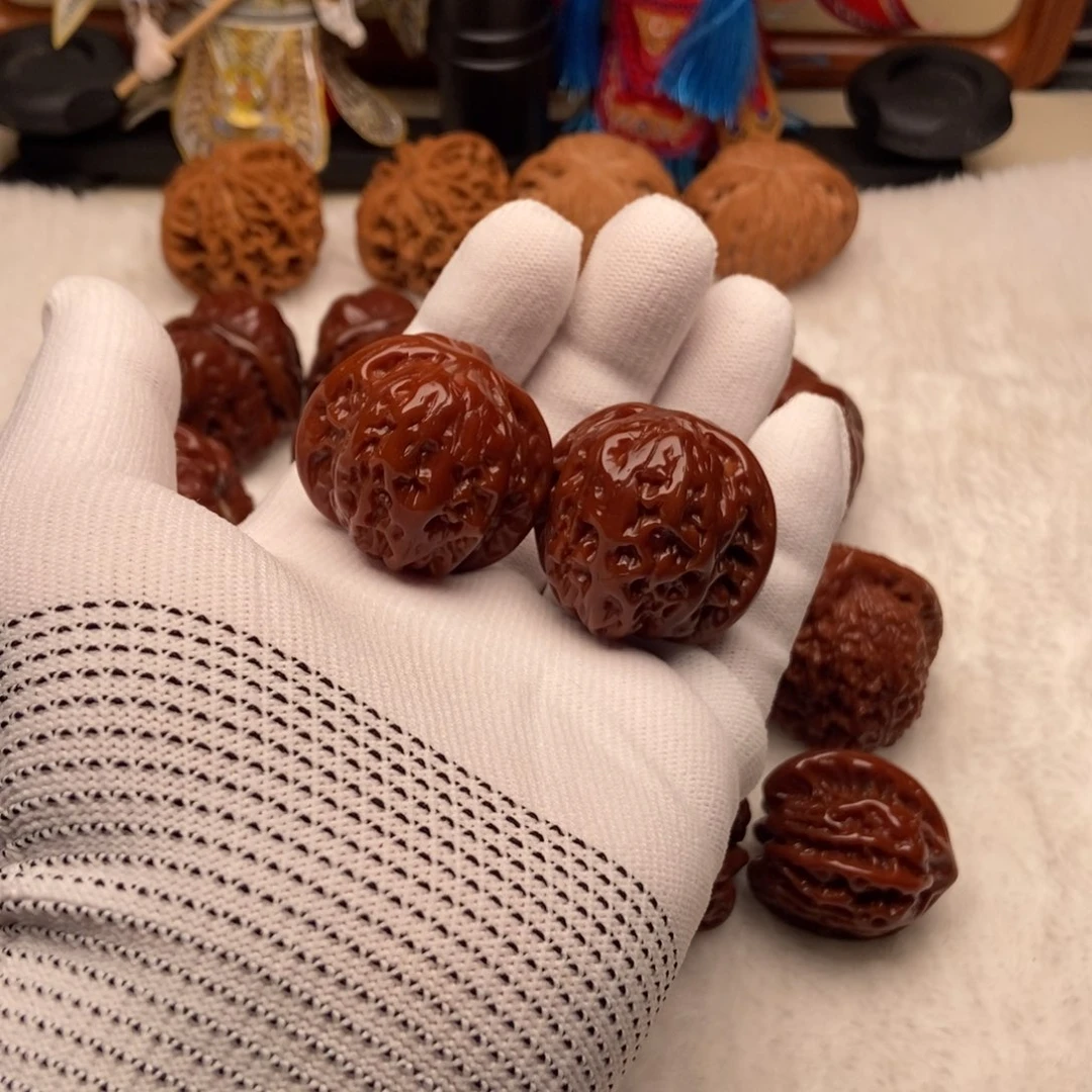 把件文玩核桃辉*