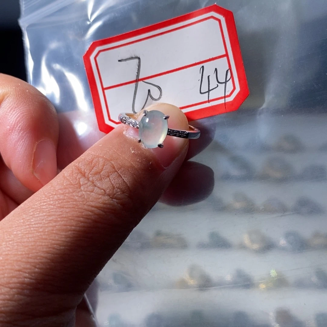 翡翠戒指银S925镶嵌翡翠