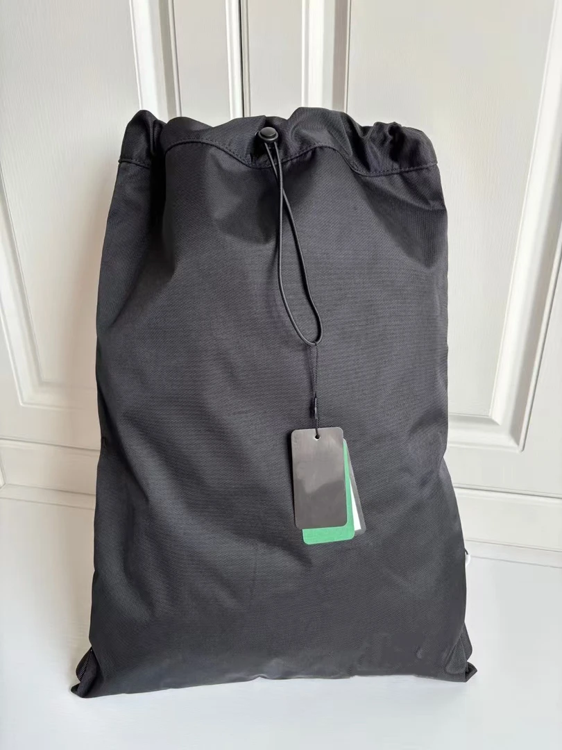 男女同款抽绳健身双肩包