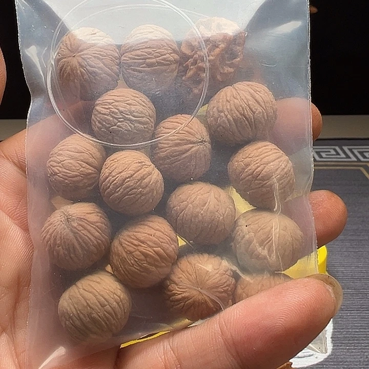 吊坠桃核猴头串cccccc