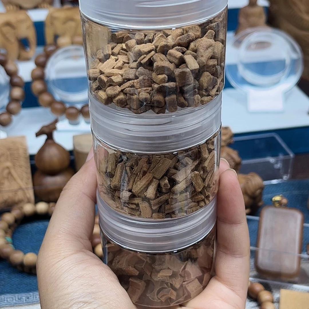 檀香木无事牌虎****子老山檀香品香料