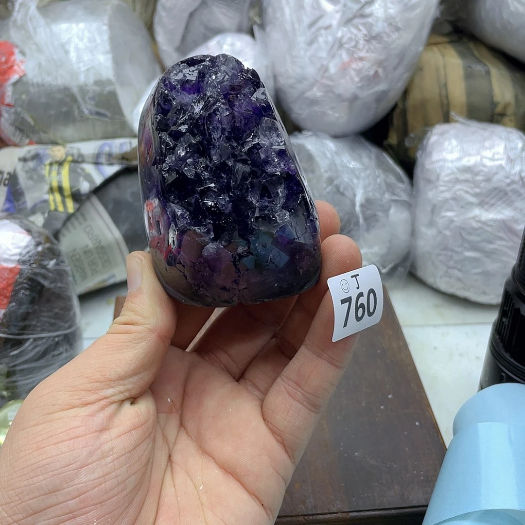 紫晶大型摆件（非配饰）未镶嵌