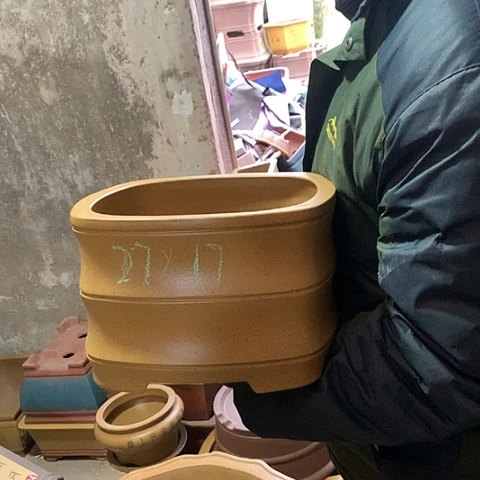 紫砂花盆手工制作