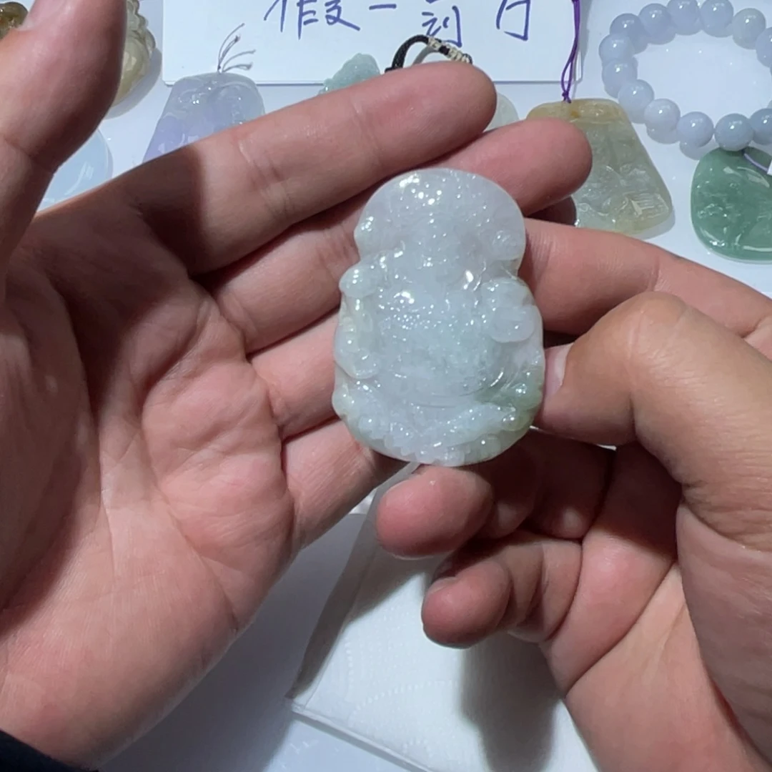 翡翠颈饰未镶嵌天然