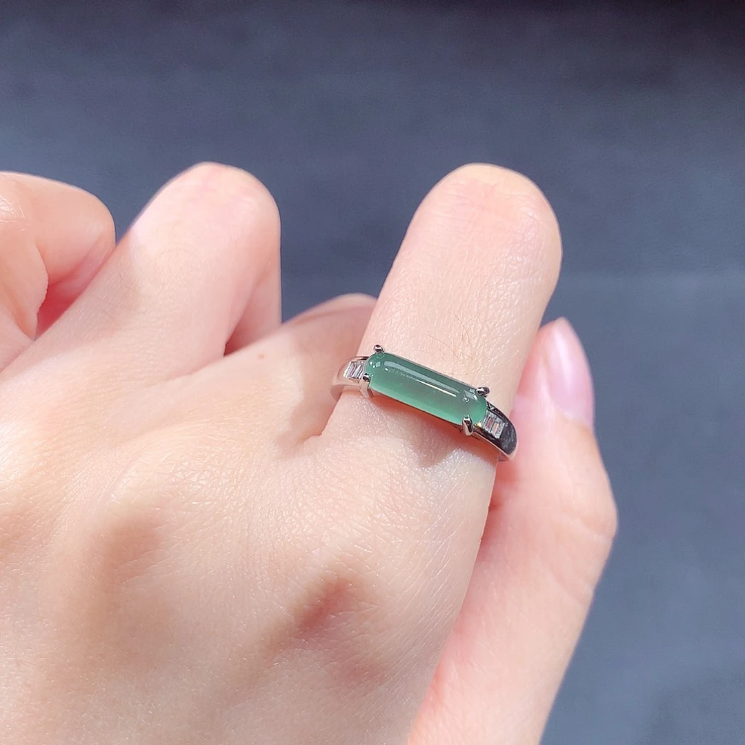 未镶嵌戒指翡翠翡翠