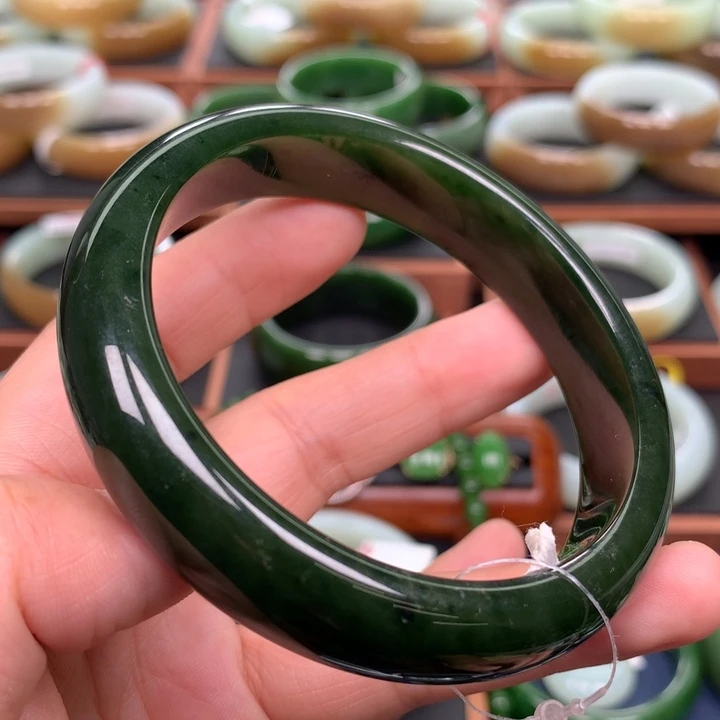 和田玉（碧玉）手镯未镶嵌63