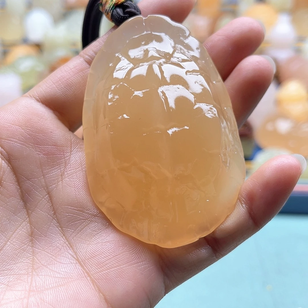 吴***又新疆昆仑山脉山料