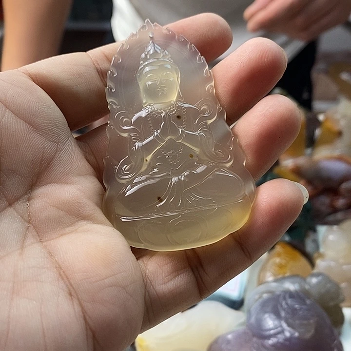 玛瑙/玉髓未镶嵌颈饰