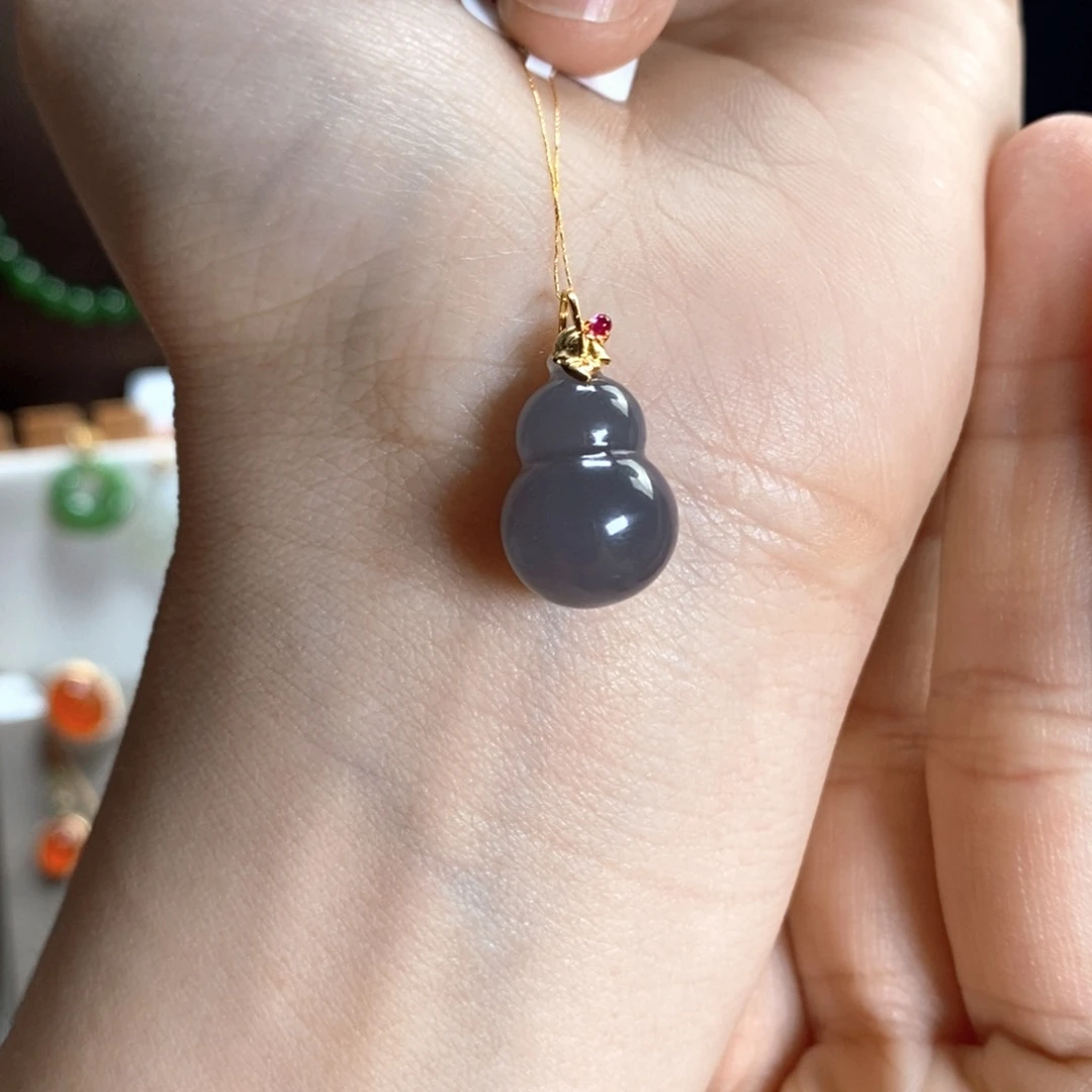 和田玉颈饰18K金镶嵌FS