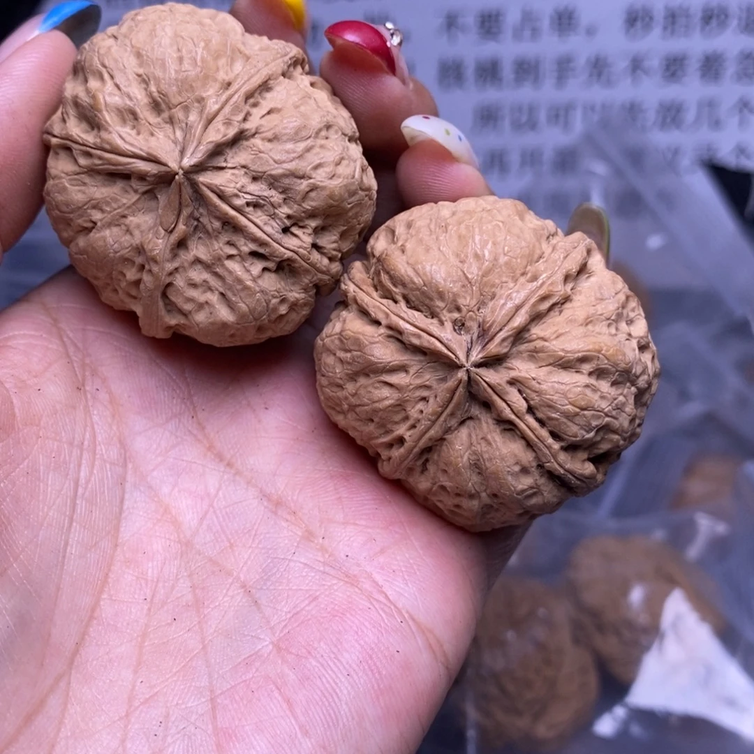 文玩核桃把件云南野生铁核桃40号44mm