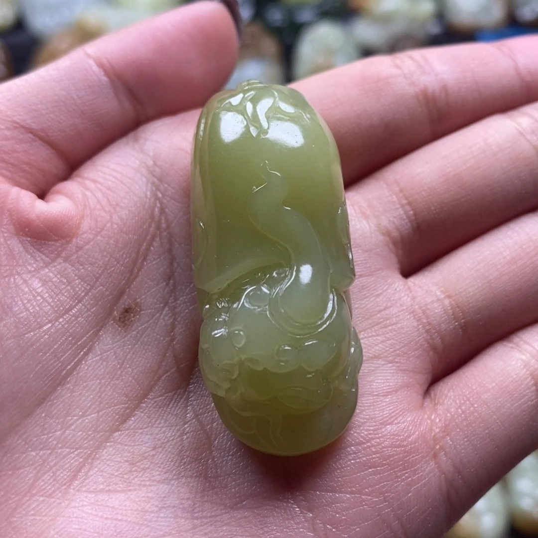吊坠(不含链)未镶嵌和田玉（糖玉）