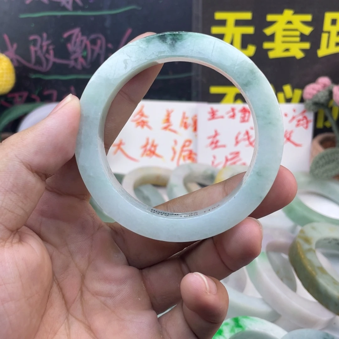 定制翡翠未镶嵌纯天然A货翡翠手镯