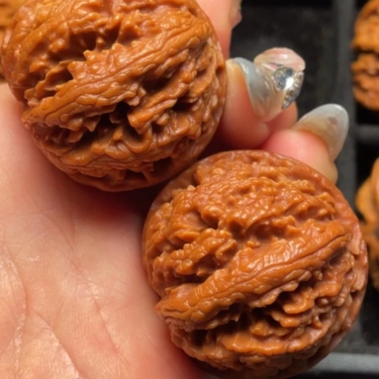 文玩核桃吊坠秦岭山脉核桃