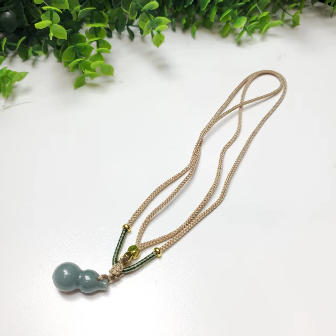 A0103【赵小姐】时尚翡翠葫芦项链多样发其一