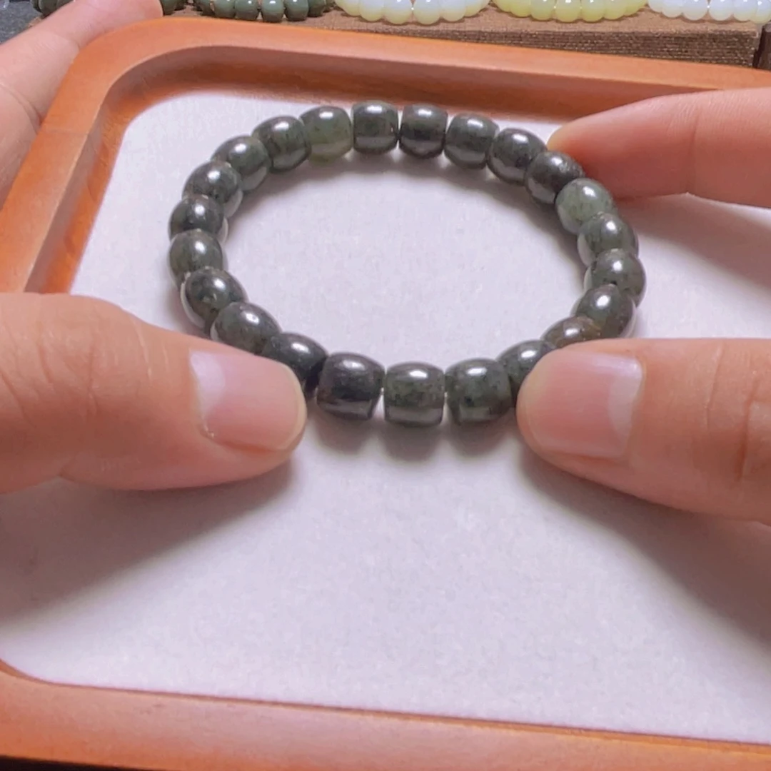 未镶嵌手链和田玉