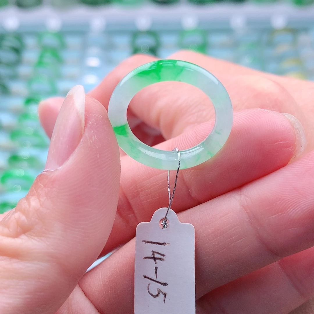 翡翠戒指未镶嵌A货缅甸翡翠