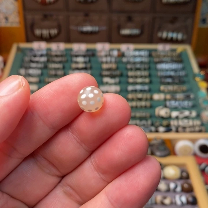 未镶嵌玛瑙/玉髓珠宝半成品