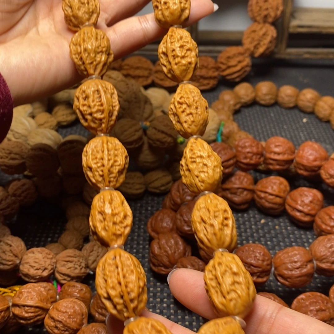 手串文玩核桃绣花鞋手持