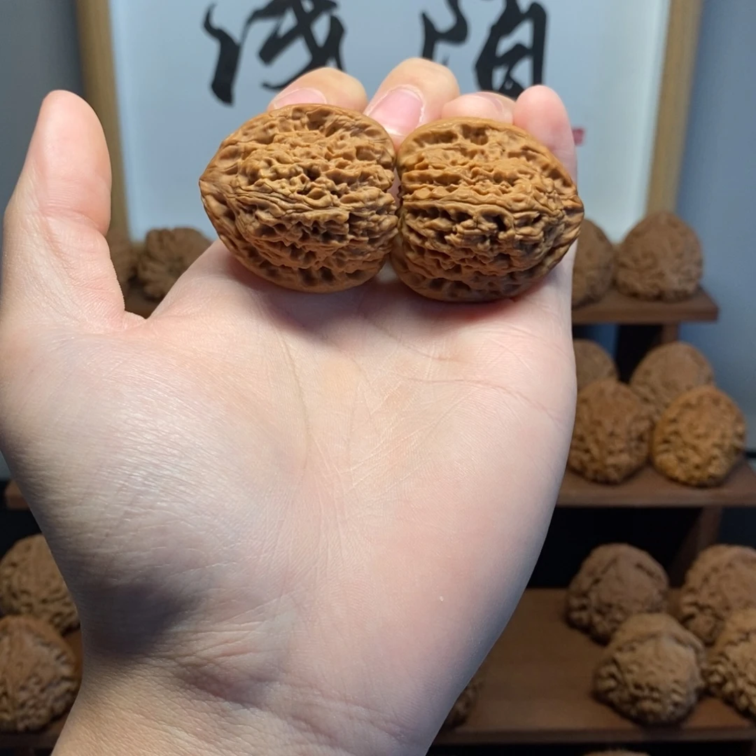 核桃南疆石37尺全品高炮三角