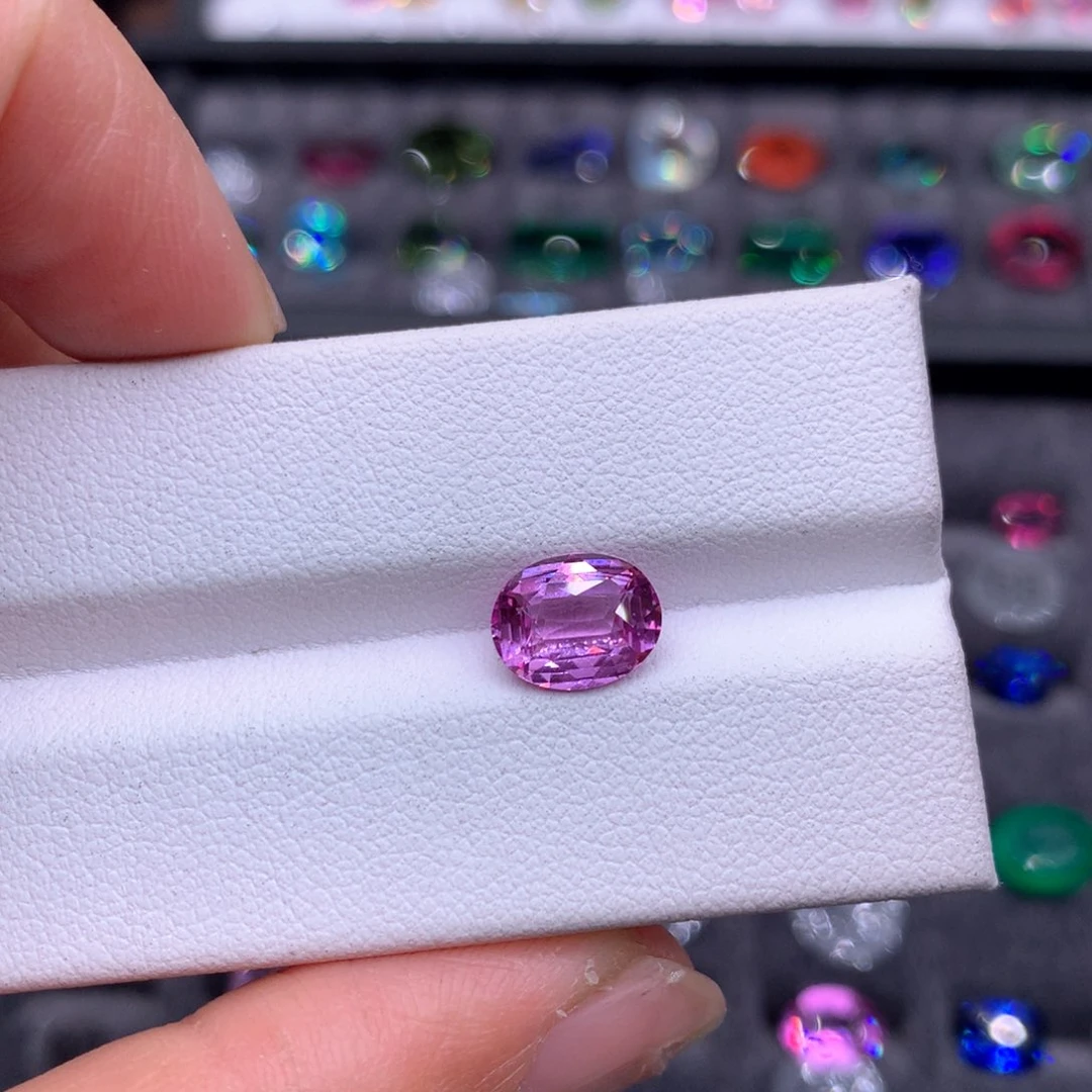 彩色蓝宝石珠宝奇石未镶嵌