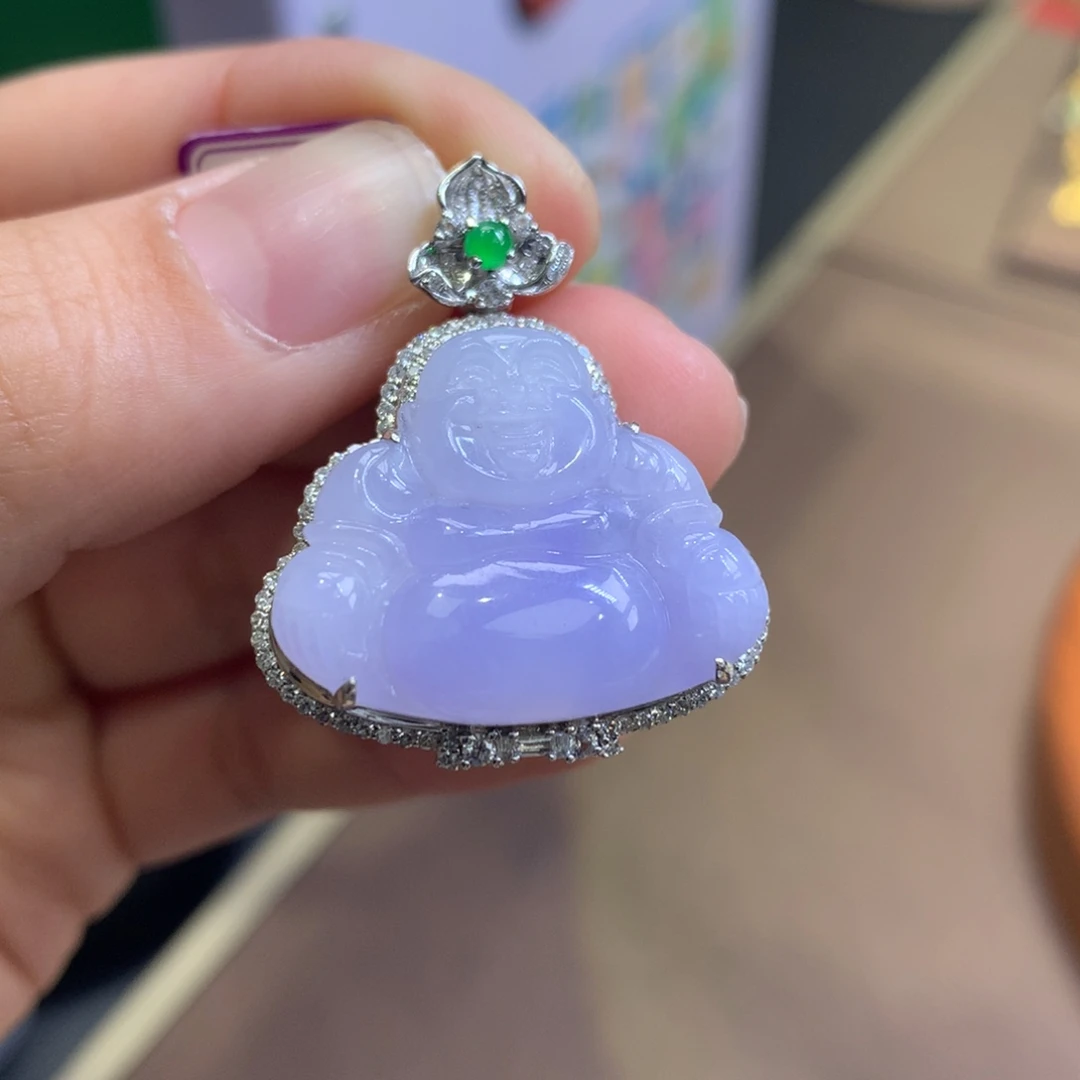 翡翠18K金镶嵌颈饰翡翠