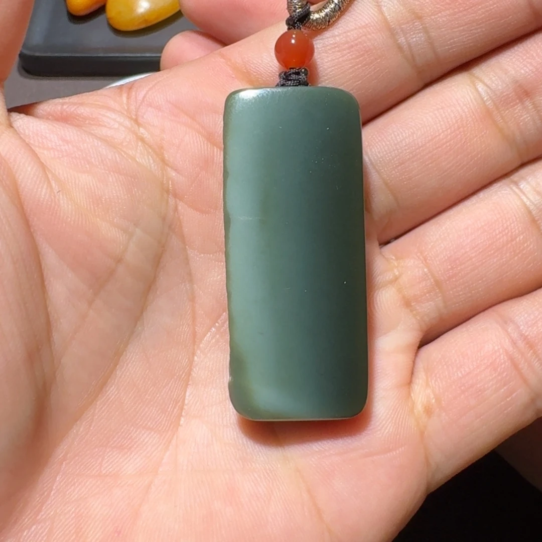 和田玉（糖玉）未镶嵌颈饰