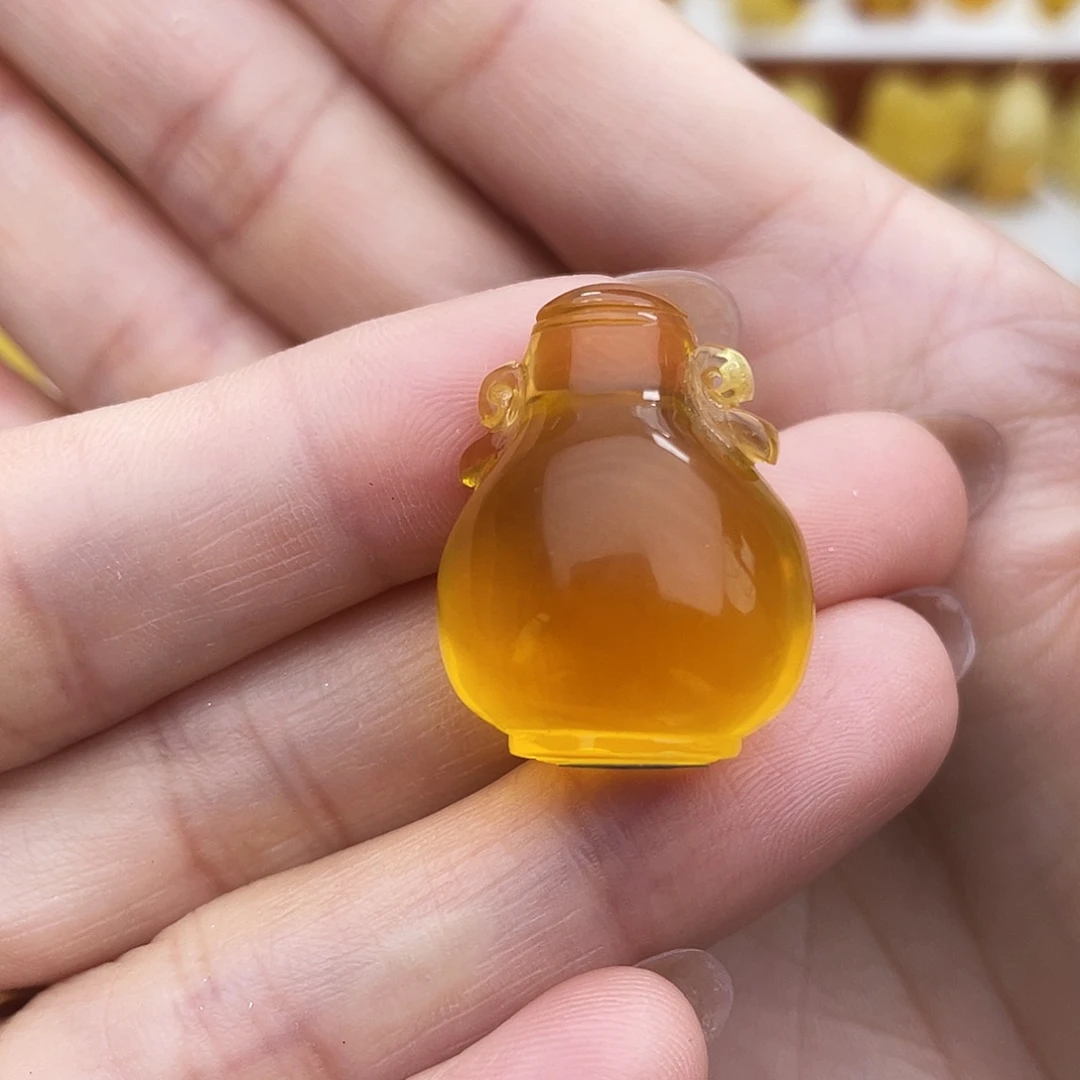 琥珀吊坠(不含链)未镶嵌