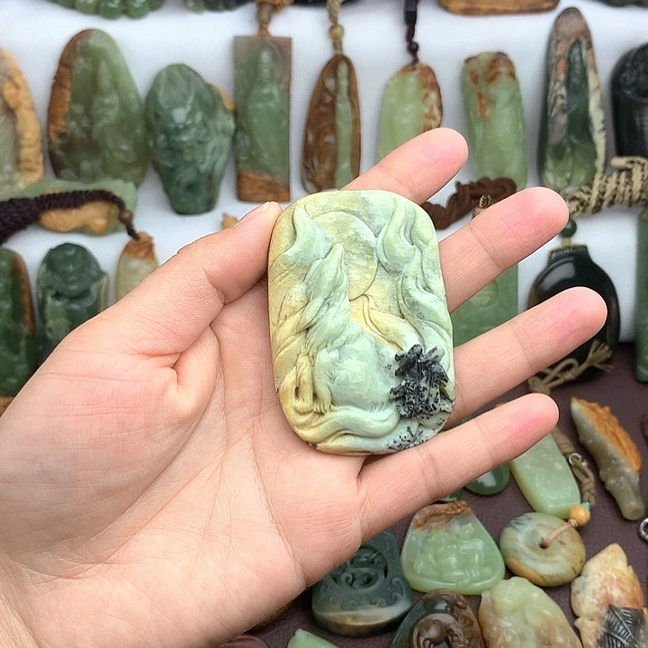 岫岩河磨玉（透闪石质玉）未镶嵌挂件