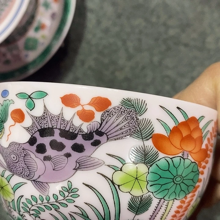 摆件陶红稀土古彩鱼藻纹握竹杯