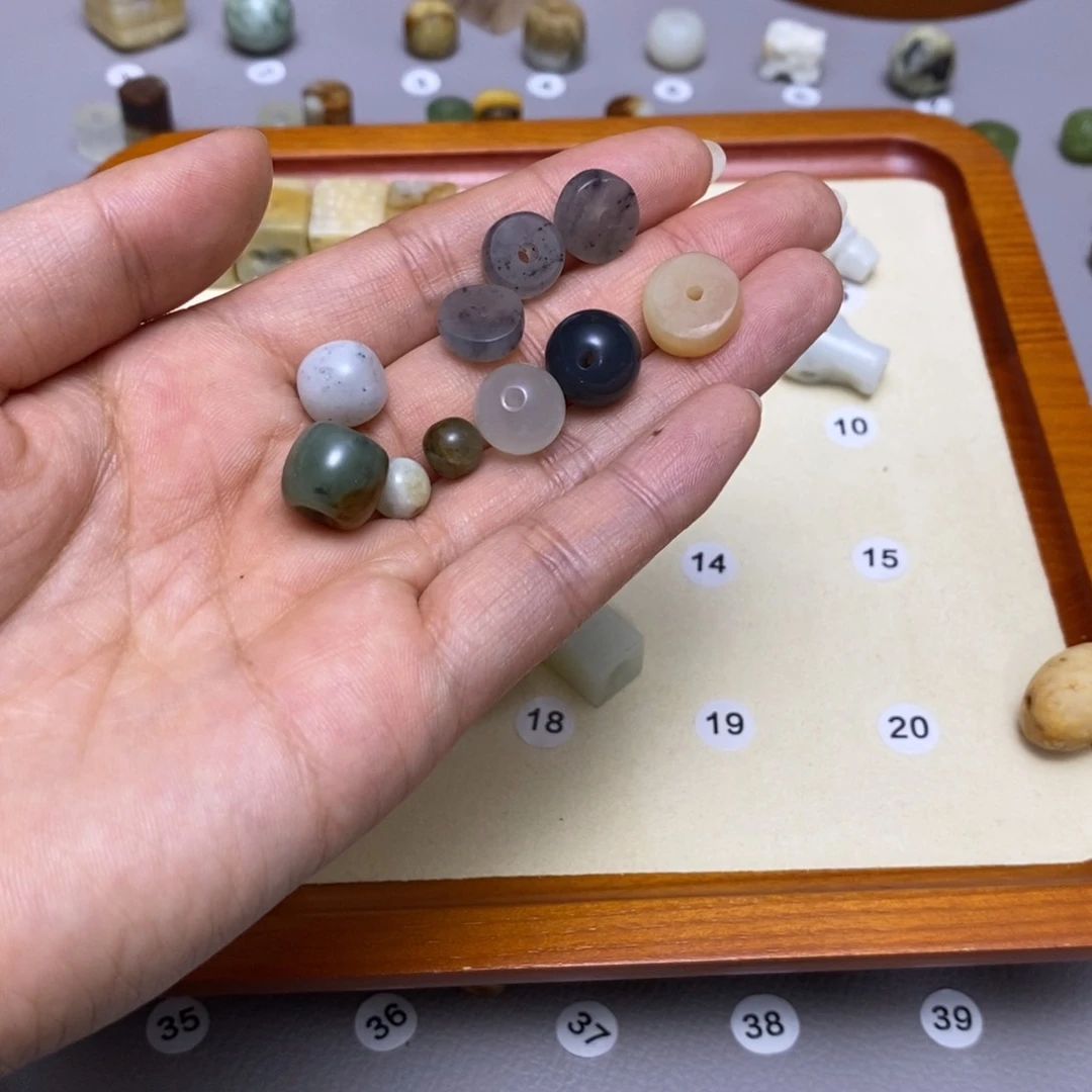 蛇纹石玉配饰合金夏*棉