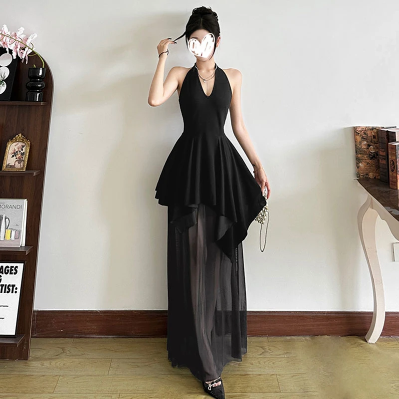 性感辣妹风暗黑魔女网纱拼接挂脖连衣裙设计感掐腰显瘦百搭长裙子