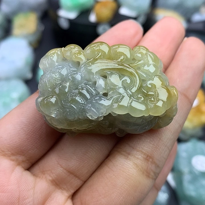 翡翠未镶嵌颈饰天然缅甸翡翠