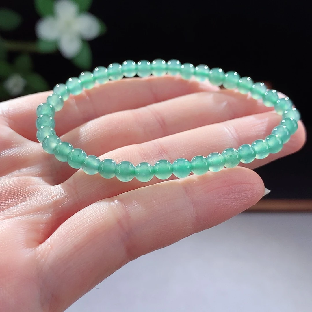 未镶嵌手镯（圆镯）翡翠