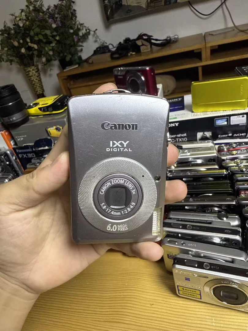 9新 Canon/佳能 IXY80日版九成新数码相机功能正常