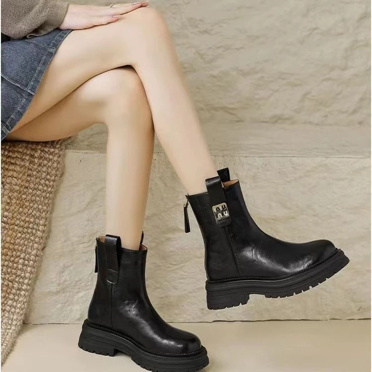 英伦风马丁靴女皮靴轻便款2025新款短靴加厚防滑软面软底保暖女鞋
