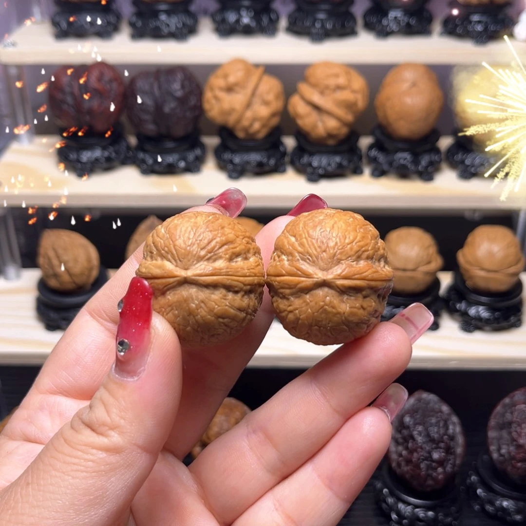 文玩核桃吊坠20w大珍珠33尺