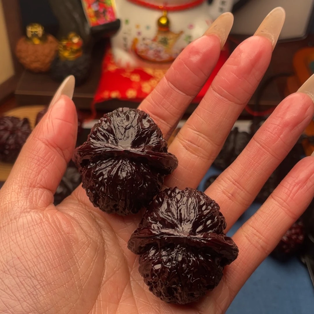 吊坠文玩核桃酒红灯