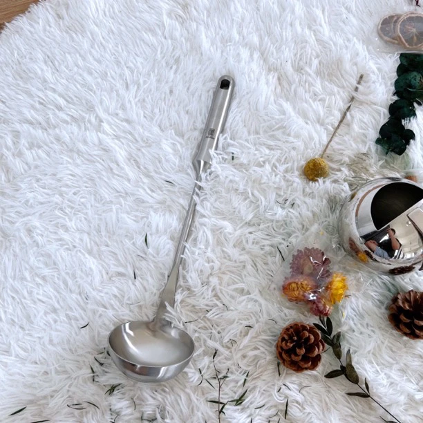 家用不锈钢汤勺一支 长约36cm