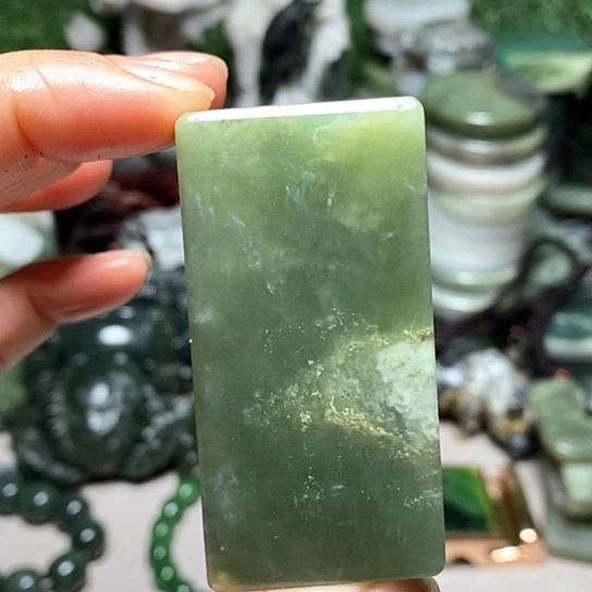 未镶嵌和田玉（糖玉）珠宝半成品