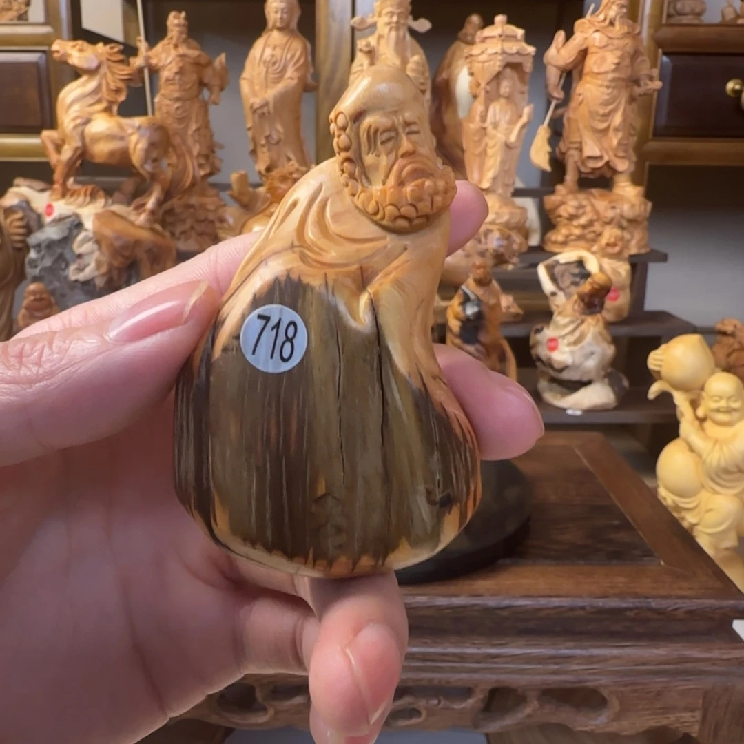 崖柏小木匠艺雕一物一拍