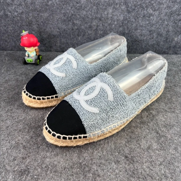 99新 Chanel/香奈儿 徽标绒面渔夫鞋 39码 YLP2358